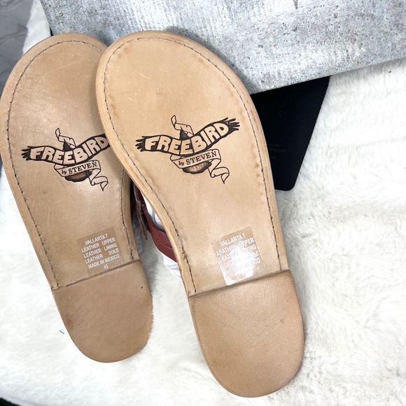 •NWT🤩 |•FREEBIRD🦅BY STEVEN•| Vallarta Gorgeous Summer Flat Sandal Red Size 7 - Picture 4 of 13